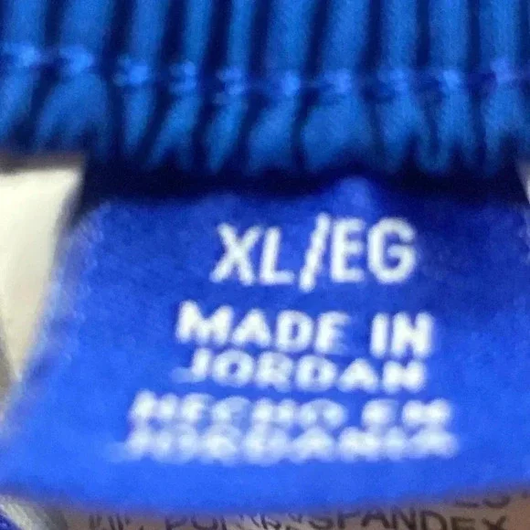 GUY HARVEY MENS XL RED WHITE BLUE SHARK DESIGN BOARD SWIM SHORTS ELASTIC WAIST - Picture 12 of 14